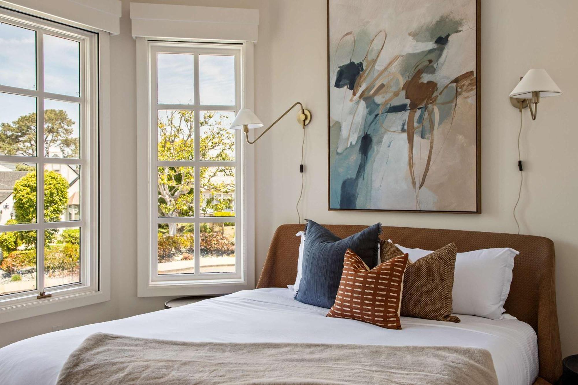 3br La Jolla Village Walk To San Diego